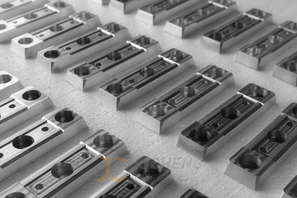 img_cnc_low-volume manufacture_4